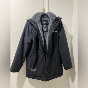 Hollister coat fur hood cozy warm inside